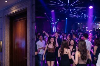 Pintu masuk rahasia Bar Jakarta dan strategi eksklusivitas