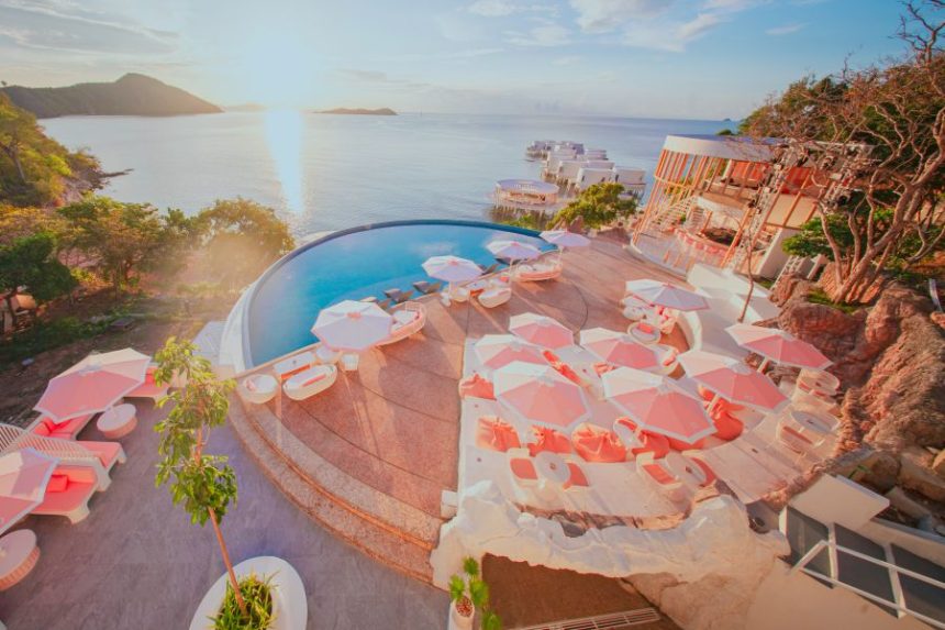 beach bar di labuan bajo